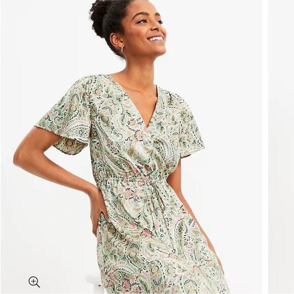 NWT LOFT Petite Paisley Flounce Midi Wrap Dress - Size XS Petite - Picture 2 of 7